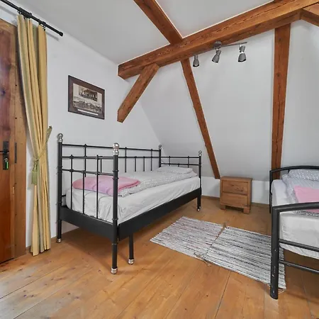 Dobra Jaskowo 팜스테이 *